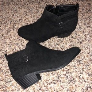 St John’s Bay Ankle Booties Black 5